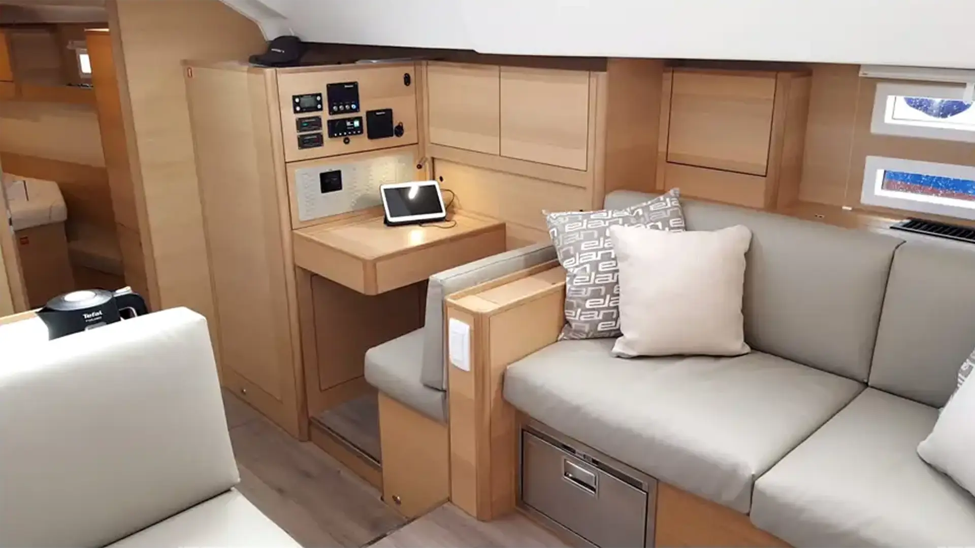 2022-elan-impression-50-sakana-for-sale-thailand-saloon 2022 Elan Impression 50.1 Sakana For Sale in Thailand Saloon