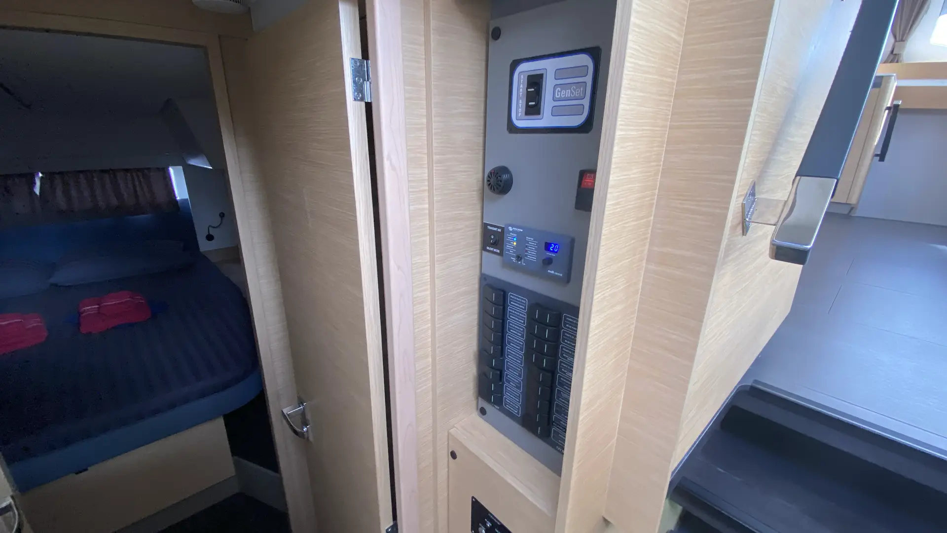 2022-fountaine-pajot-elba-45-for-sale-thailand-electronics 2022 Fountaine Pajot Elba 45 For Sale in Thailand Electronics Included