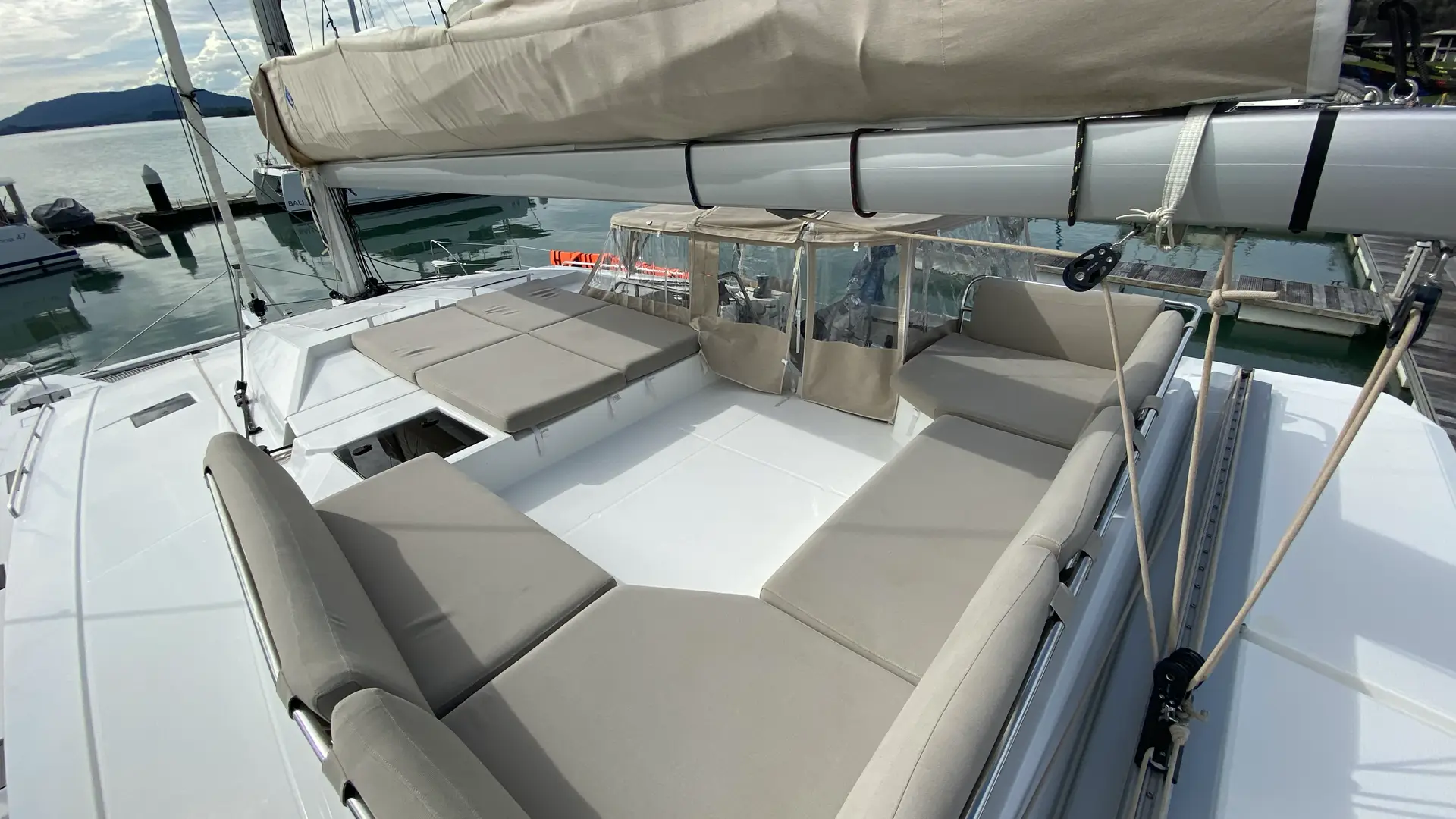 2022-fountaine-pajot-elba-45-for-sale-thailand-flybridge-seating 2022 Fountaine Pajot Elba 45 For Sale in Thailand Flybridge Seating