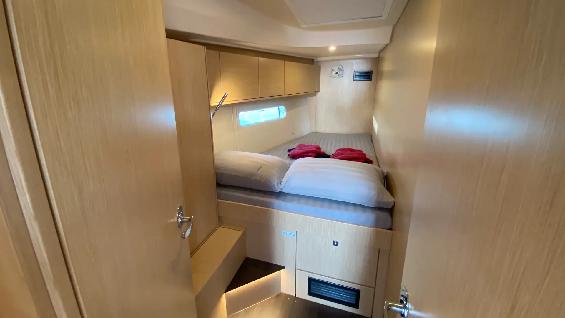 2024-bavaria-c46-for-sale-thailand-lady-andaman-ensuite 2024-bavaria-c46-for-sale-thailand-lady-andaman-ensuite