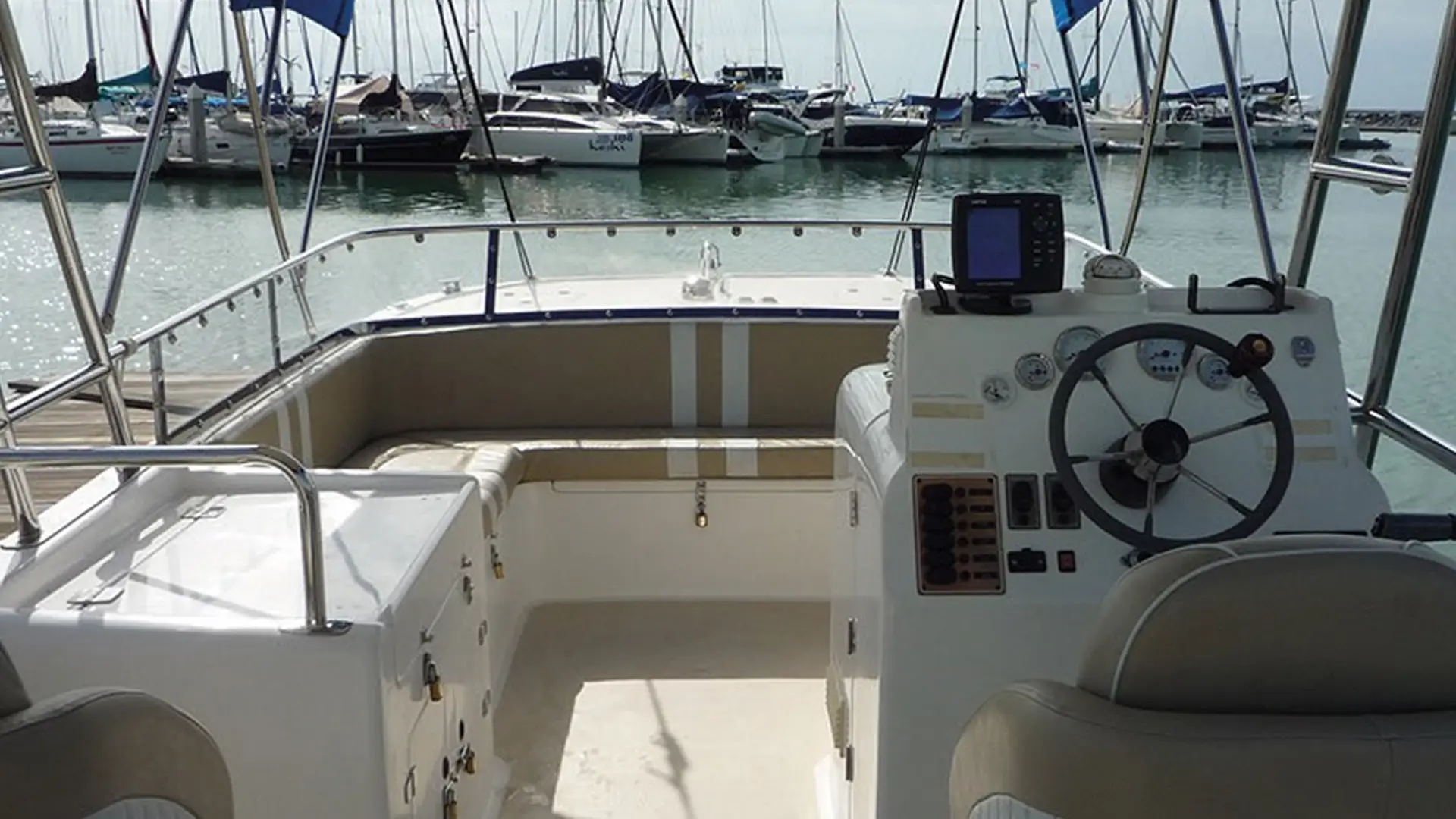 2011-austhai-800-wave-rider-for-sale-thailand-seating 2011 AusThai 800 Wave Rider For Sale with Helm Station