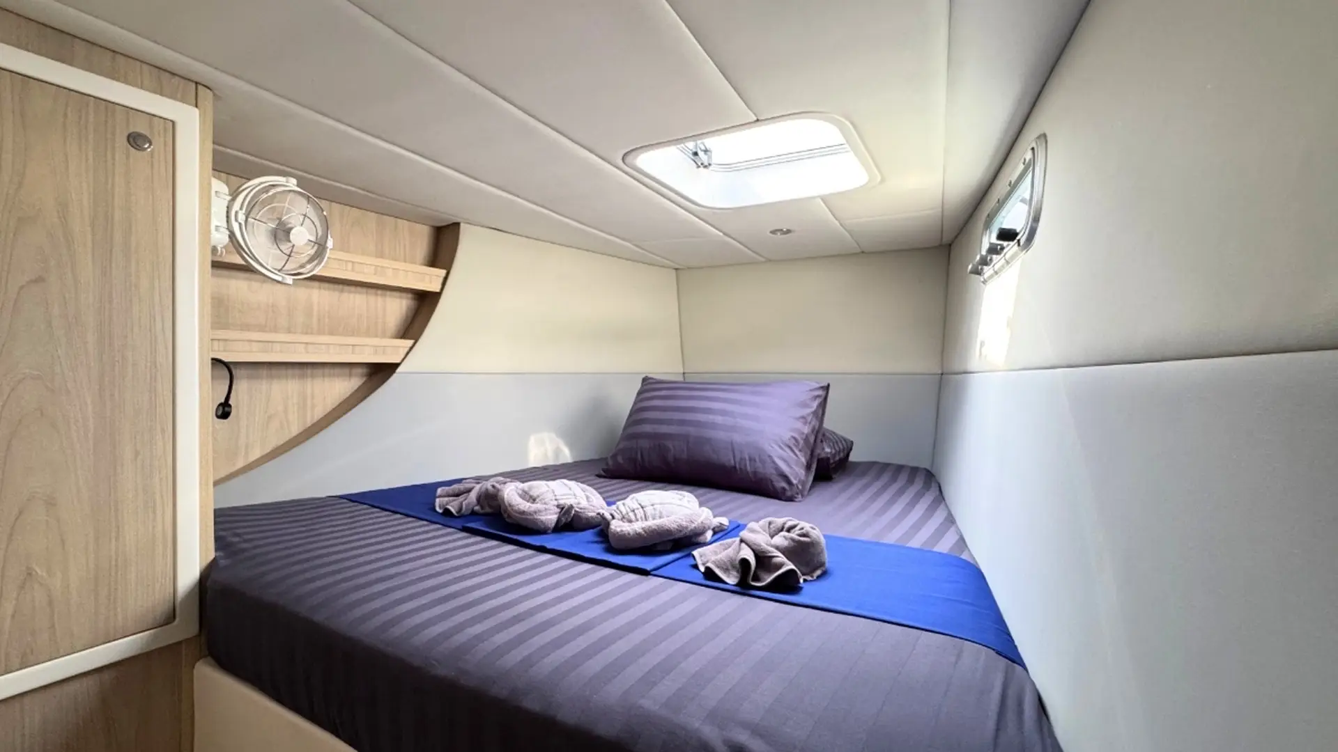 2026-island-spirit-is410-cabins 2026 Island Spirit IS410 Cabins