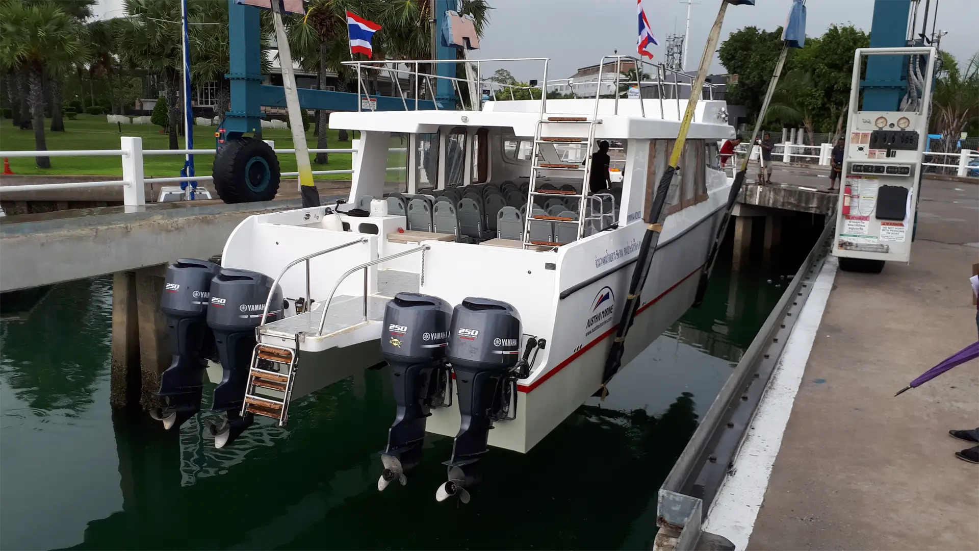 austhai-at1250-engines AusThai AT1250 Outboard Engines