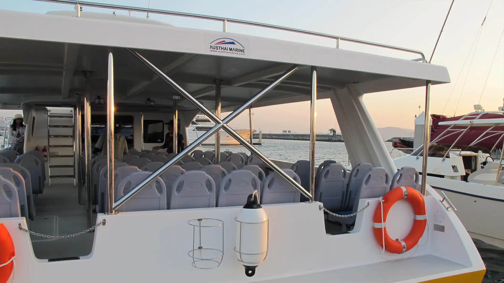 austhai-at1500-aft-deck AusThai AT1500 Aft Deck