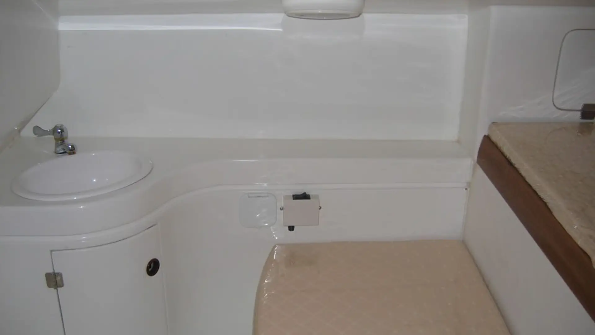 austhai-at800-powercat-head-toilet AusThai AT800 Powercat Head Toilet