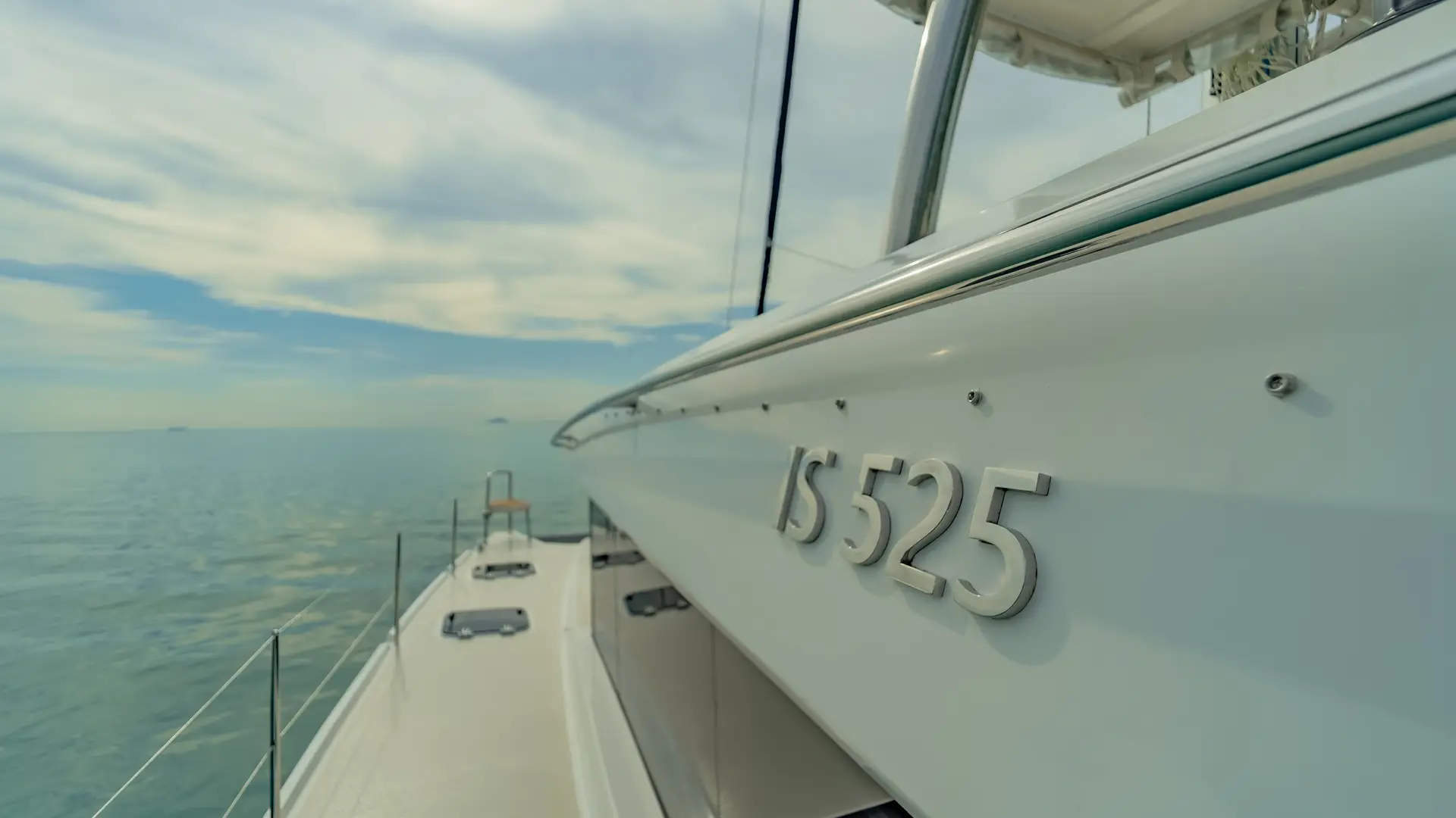 island-spirit-is525e-deck Island Spirit IS525e Electric Deck
